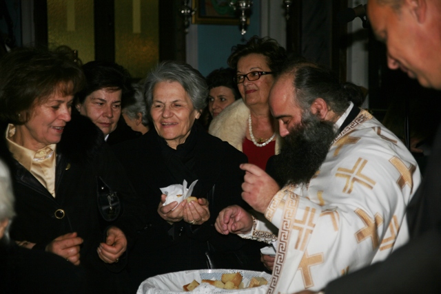 January 1 - St Basil's day - Everyone's happy with their slice